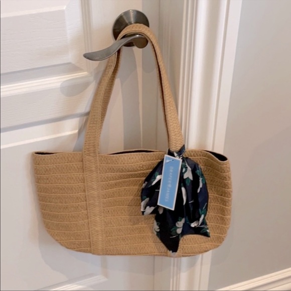 Draper James straw bag with detachable floral scarf NWT - Picture 2 of 3